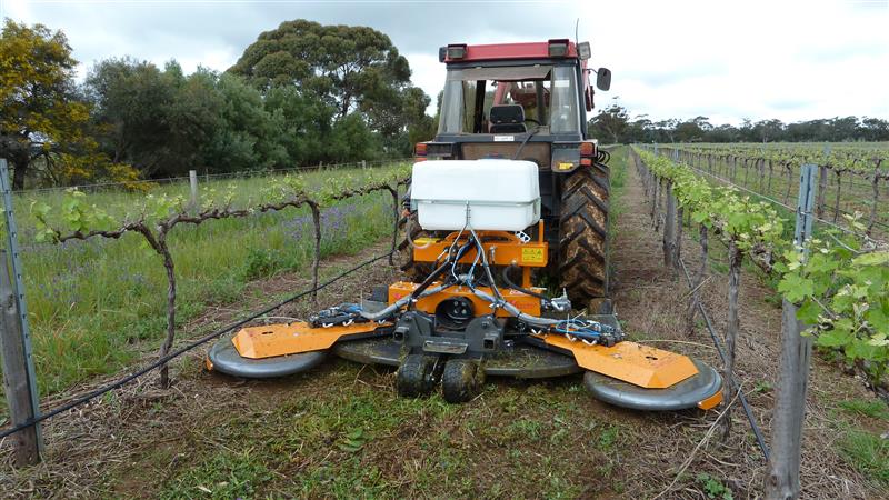Hinged-Fischer-GL4K-80-230-370-Vineyard-Orchard-Mower-with-hydraulic-fine-sensor-technology-and-integrated-point-spray-facility-Custom